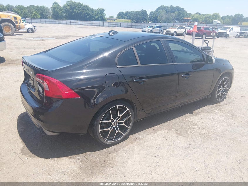 2017 Volvo S60 VIN YV149MTSXH2438627 IAAI salvage auction — FRONT END, Clear (Arkansas), sold $3,475 on 2026-08-05 (photo 4)