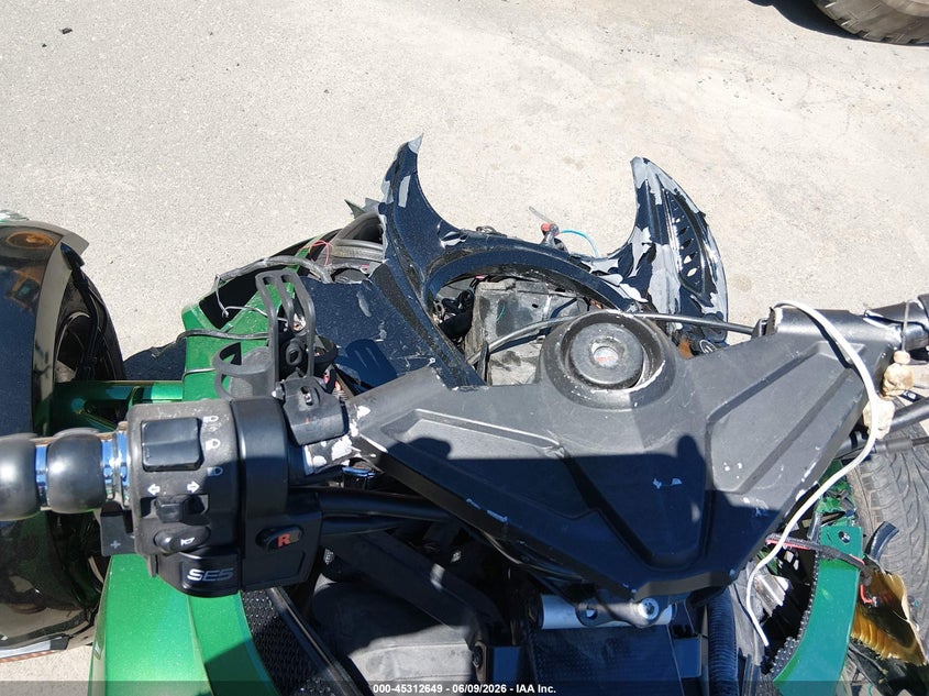 2012 Can-am/ brp Spyder VIN 2BXJALA1XCV000552 IAAI salvage auction — FRONT END, Salvage Title, sold $1,650 on 2026-07-29 (photo 7)