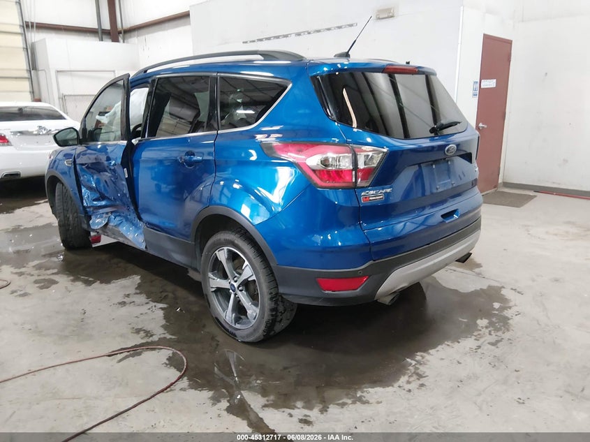 2017 Ford Escape VIN 1FMCU9G95HUA94225 IAAI salvage auction — SIDE, Salvage Title, sold $1,400 on 2026-07-24 (photo 3)