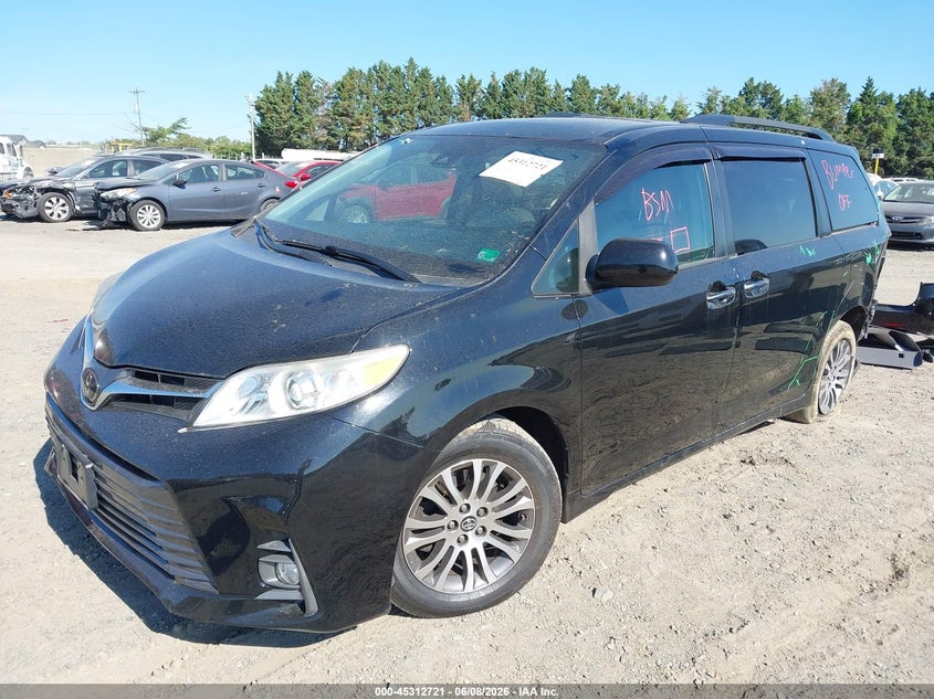 2020 Toyota Sienna VIN 5TDYZ3DC4LS048309 IAAI salvage auction — REAR END, Salvage Title, sold $9,500 on 2026-07-20 (photo 2)