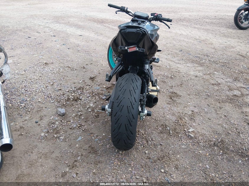 2022 Yamaha Mt VIN JYARM32E0NA004259 IAAI salvage auction — FRONT END, Salvage Title, sold $525 on 2026-07-29 (photo 6)