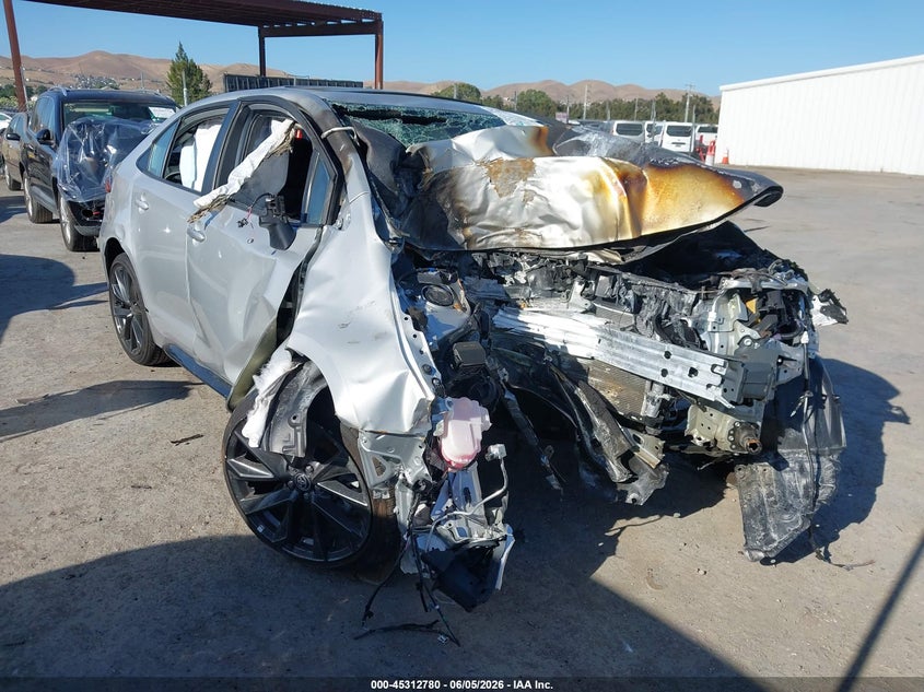 2024 Toyota Corolla VIN 5YFT4MCE5RP207566 IAAI salvage auction — FRONT END, Salvage Title, sold $750 on 2026-07-30 (photo 1)