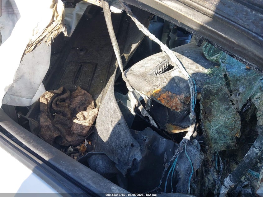 2024 Toyota Corolla VIN 5YFT4MCE5RP207566 IAAI salvage auction — FRONT END, Salvage Title, sold $750 on 2026-07-30 (photo 5)
