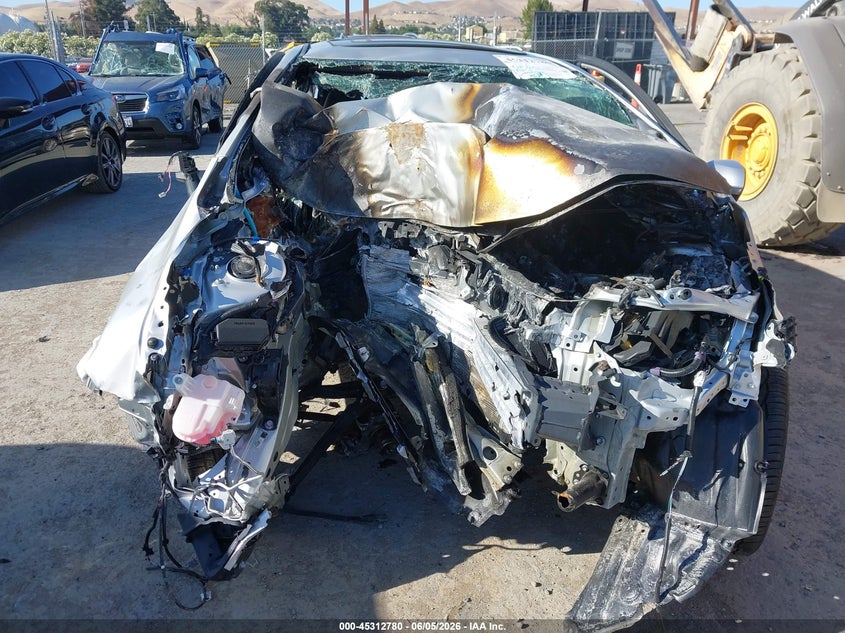 2024 Toyota Corolla VIN 5YFT4MCE5RP207566 IAAI salvage auction — FRONT END, Salvage Title, sold $750 on 2026-07-30 (photo 6)
