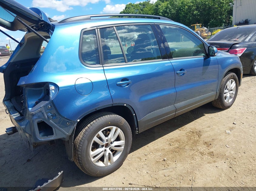 2017 Volkswagen Tiguan VIN WVGBV7AX2HK004254 IAAI salvage auction — REAR END, Salvage (Massachusetts), sold $1,250 on 2026-07-28 (photo 4)