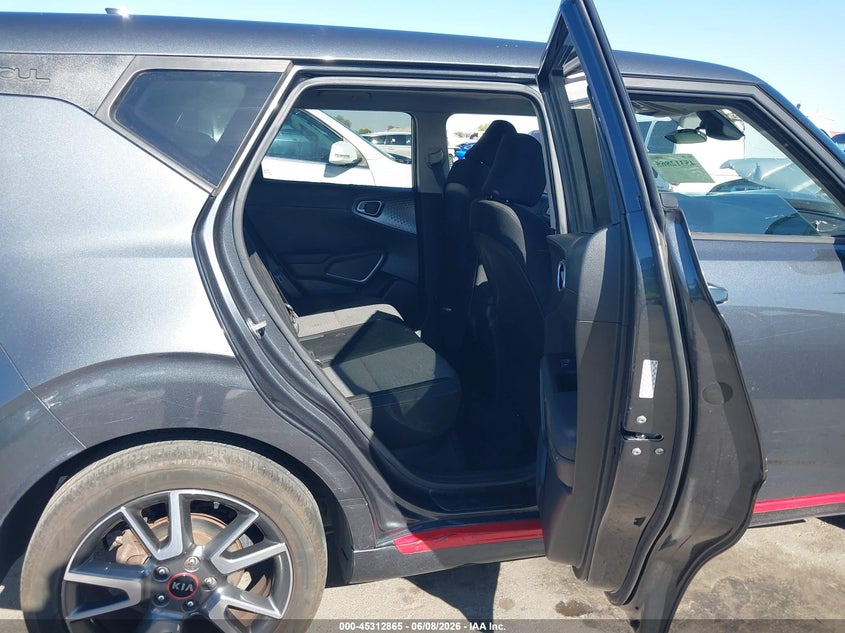 2021 Kia Soul VIN KNDJ63AU6M7774448 IAAI salvage auction — THEFT, Salvage Title, sold $2,100 on 2026-07-14 (photo 8)