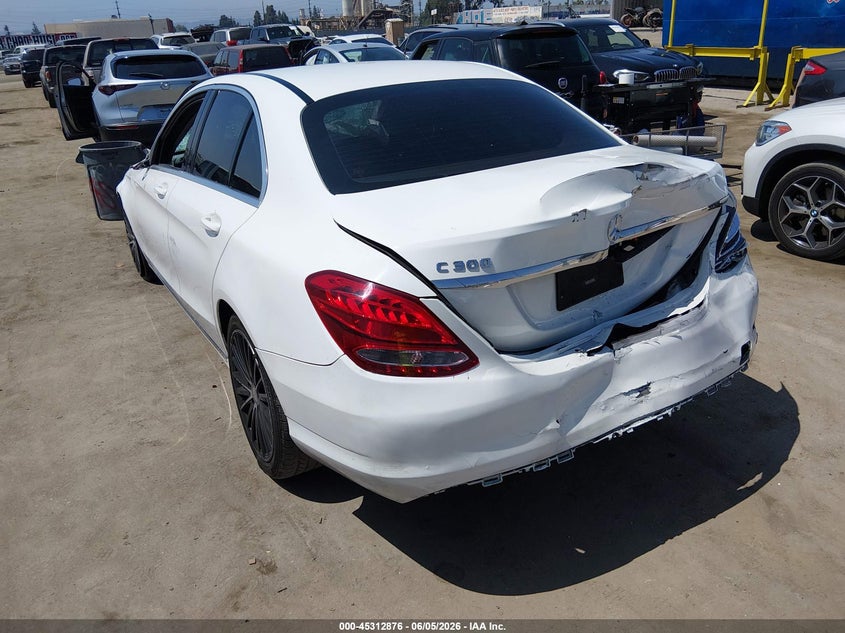 2018 Mercedes-benz C-klasse VIN 55SWF4JB4JU253940 IAAI salvage auction — FRONT & REAR, Salvage Title, sold $2,900 on 2026-07-24 (photo 3)