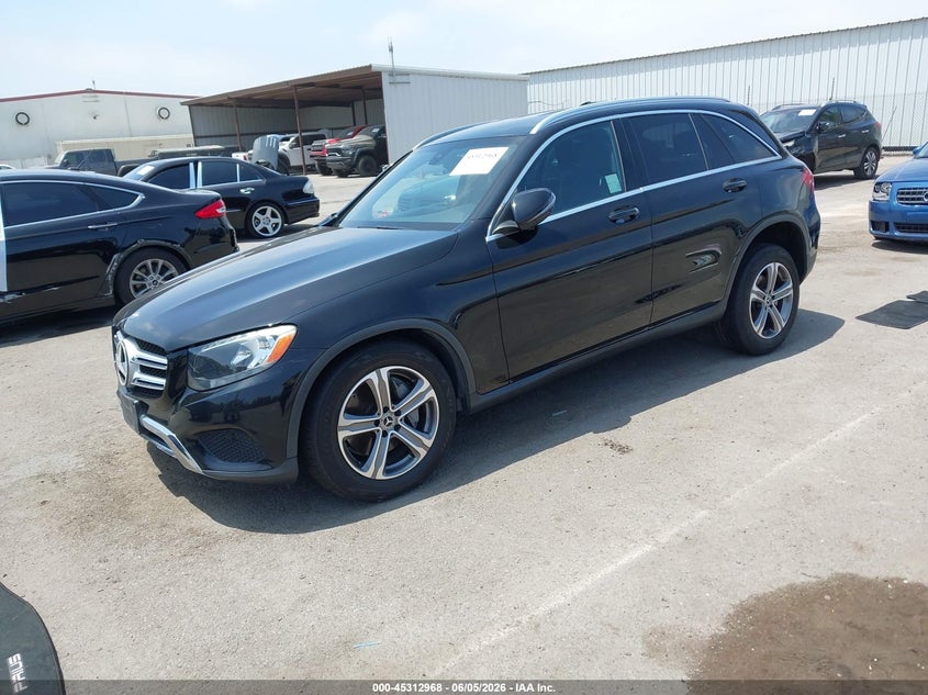 2019 Mercedes-benz Glc VIN WDC0G4JB7KF607218 IAAI salvage auction — RIGHT FRONT, Salvage Title, sold $5,200 on 2026-07-29 (photo 2)