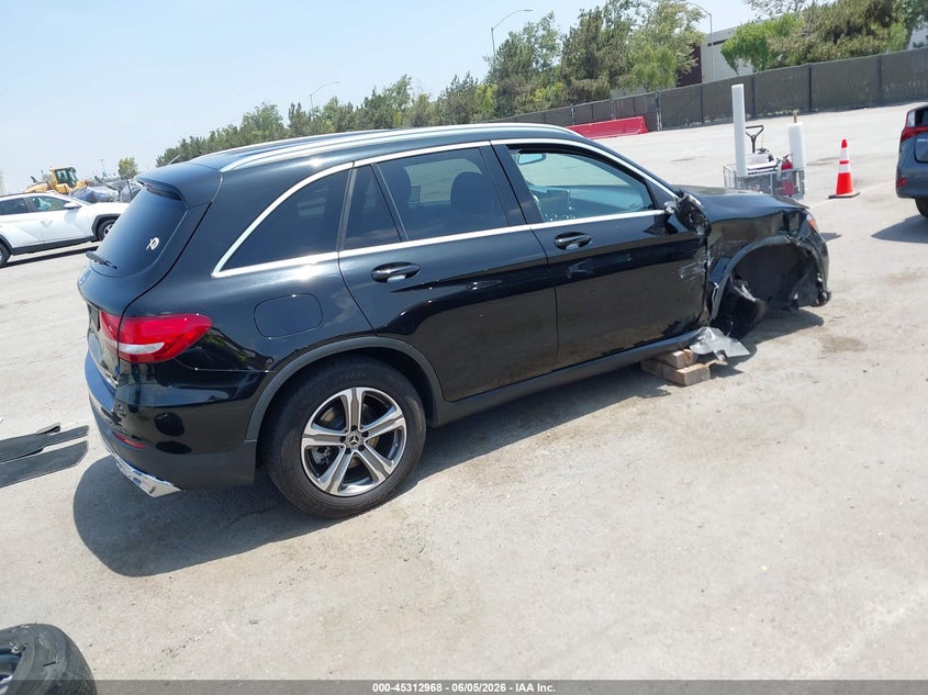 2019 Mercedes-benz Glc VIN WDC0G4JB7KF607218 IAAI salvage auction — RIGHT FRONT, Salvage Title, sold $5,200 on 2026-07-29 (photo 4)