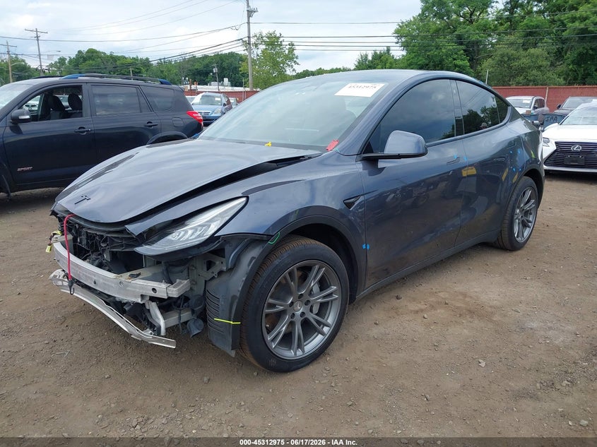 2020 Tesla Model y VIN 5YJYGDEE5LF026223 IAAI salvage auction — FRONT END, Salvage Title, sold $8,300 on 2026-07-18 (photo 6)