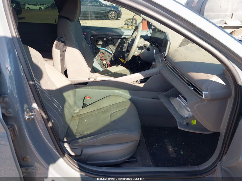 2023 Hyundai Elantra VIN KMHLS4AG9PU448309 IAAI salvage auction — LEFT FRONT, Salvage Title, sold $3,450 on 2026-07-29 (photo 5)