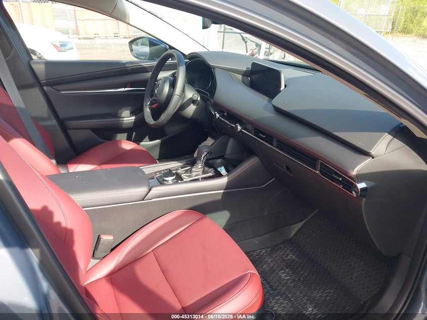 2026 Mazda 3 VIN JM1BPBCL6T1880500 IAAI salvage auction — FRONT END, Salvage Title, sold $1,850 on 2026-07-23 (photo 5)