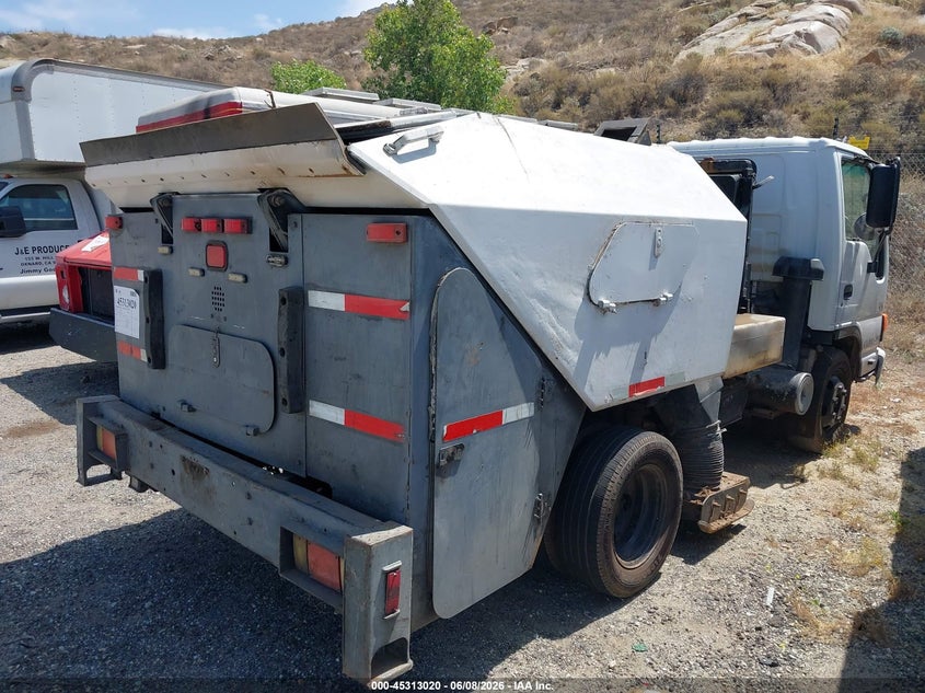 2001 Isuzu Npr VIN JALC4B14317015744 IAAI salvage auction — NORMAL WEAR, Clear - Dealer Only (California), sold $1,000 on 2026-07-14 (photo 4)