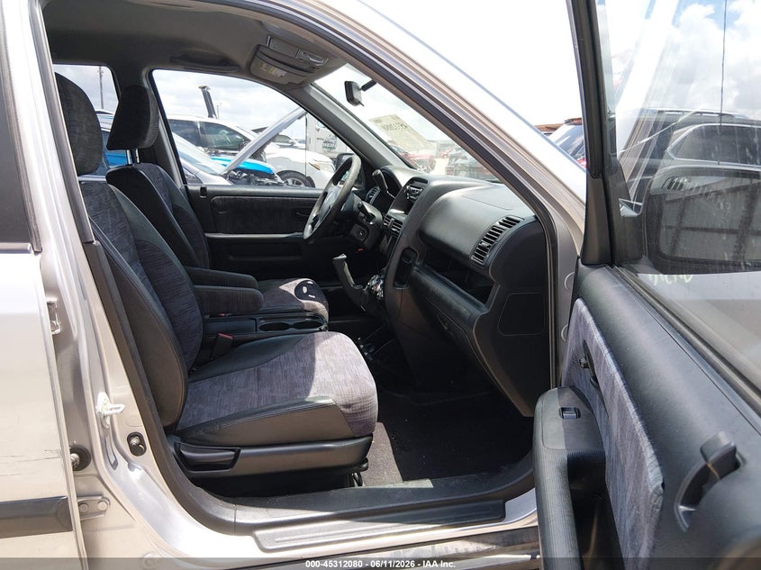 2004 Honda Cr-v VIN JHLRD684X4C020172 IAAI salvage auction — SIDE, Original (Texas), sold $600 on 2026-07-16 (photo 5)
