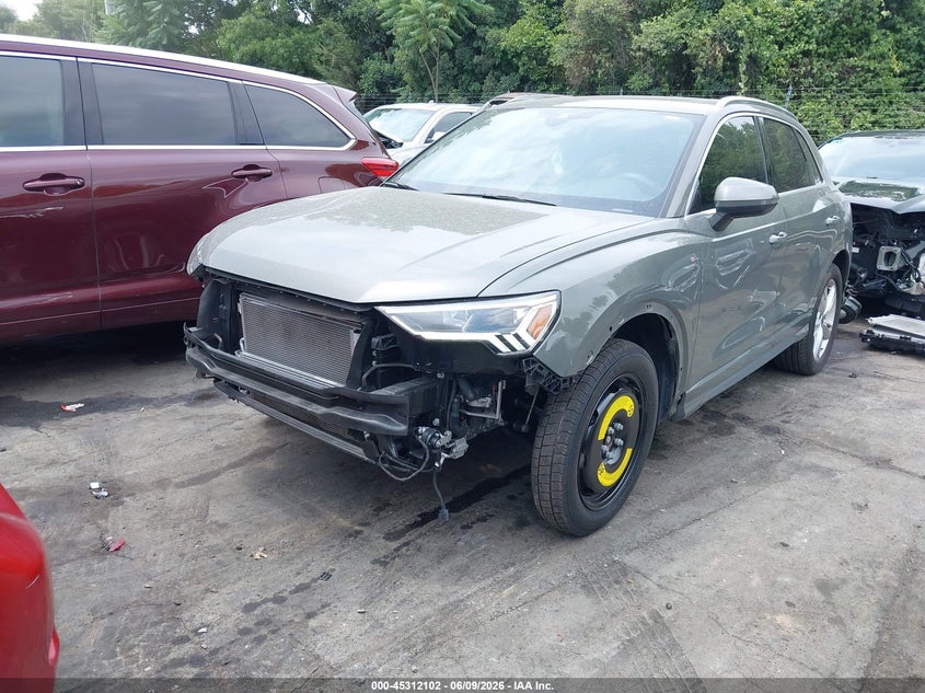 2024 Audi Q3 VIN WA1DECF37R1082607 IAAI salvage auction — FRONT END, Salvage Title, sold $11,950 on 2026-07-09 (photo 2)