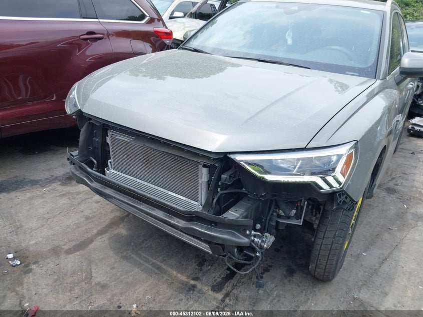 2024 Audi Q3 VIN WA1DECF37R1082607 IAAI salvage auction — FRONT END, Salvage Title, sold $11,950 on 2026-07-09 (photo 6)
