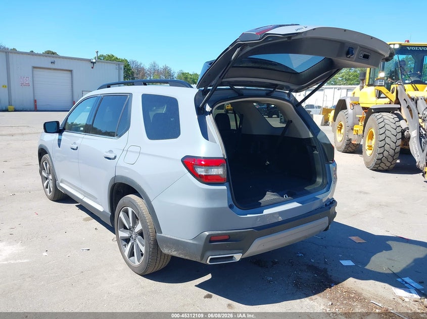 2024 Honda Pilot VIN 5FNYG1H70RB032757 IAAI salvage auction — SIDE, Mv-907A (New York), sold $18,100 on 2026-07-28 (photo 3)