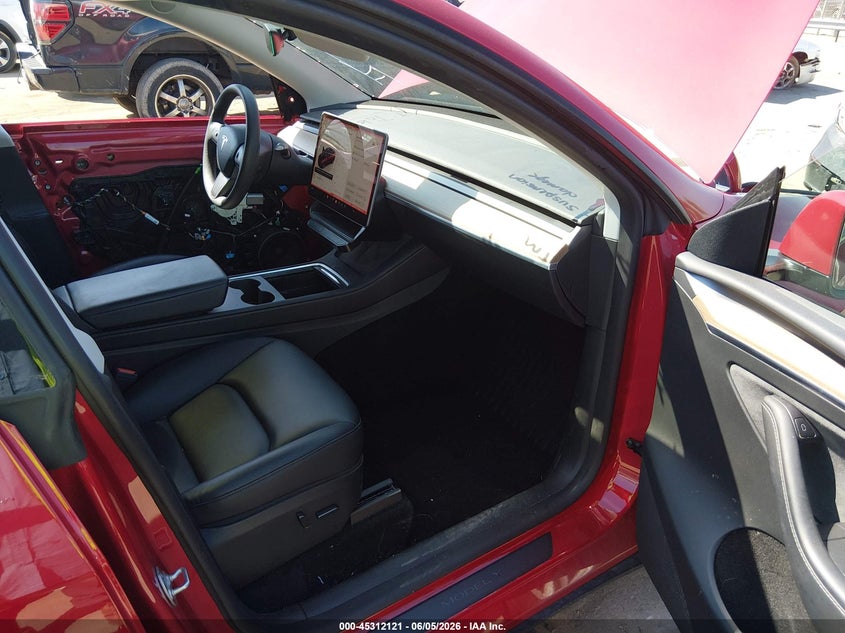 2023 Tesla Model y VIN 7SAYGAEE1PF893058 IAAI salvage auction — FRONT END, Salvage Title, sold $10,600 on 2026-07-13 (photo 5)