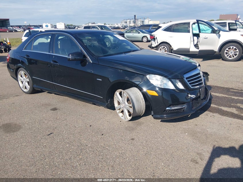 2012 Mercedes-benz VIN WDDHF8JB0CA579639 IAAI salvage auction — LEFT FRONT, Salvage (Minnesota), sold $250 on 2026-07-29 (photo 1)
