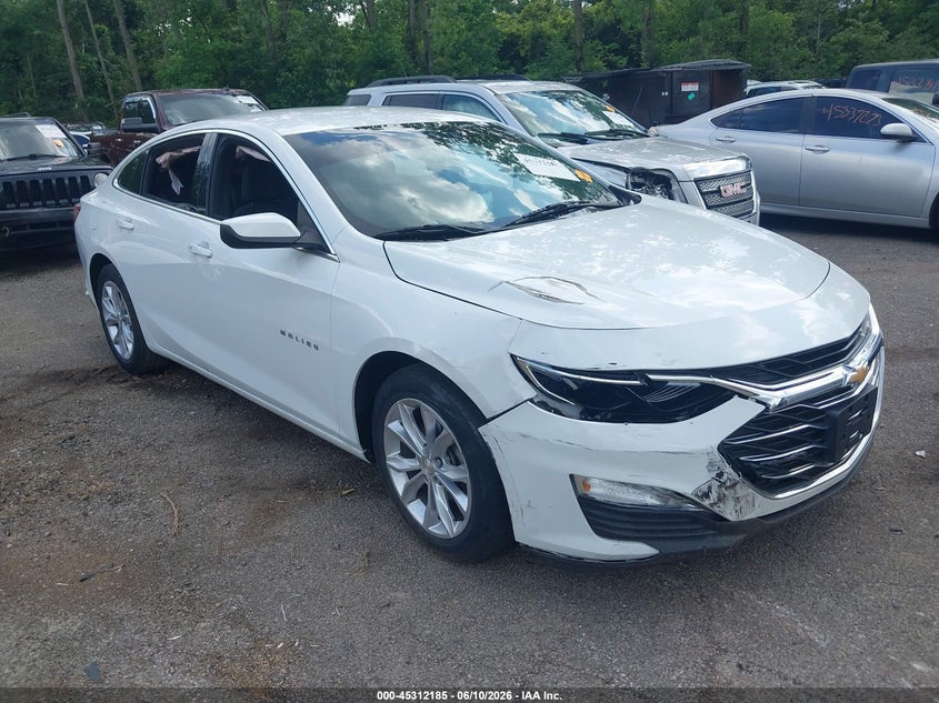 2019 Chevrolet Malibu VIN 1G1ZD5ST2KF178372 IAAI salvage auction — RIGHT FRONT, Salvage Title, sold $2,300 on 2026-07-17 (photo 1)