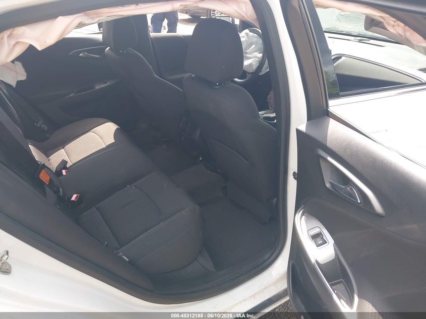 2019 Chevrolet Malibu VIN 1G1ZD5ST2KF178372 IAAI salvage auction — RIGHT FRONT, Salvage Title, sold $2,300 on 2026-07-17 (photo 8)