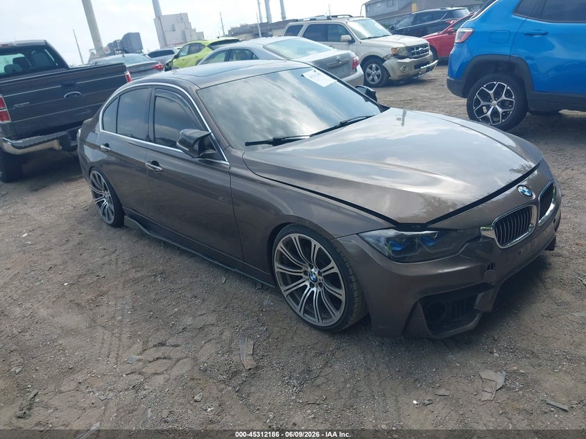 2013 BMW 3er VIN WBA3A5C51DF356939 IAAI salvage auction — FRONT END, Salvage (Indiana), sold $350 on 2026-07-29 (photo 1)