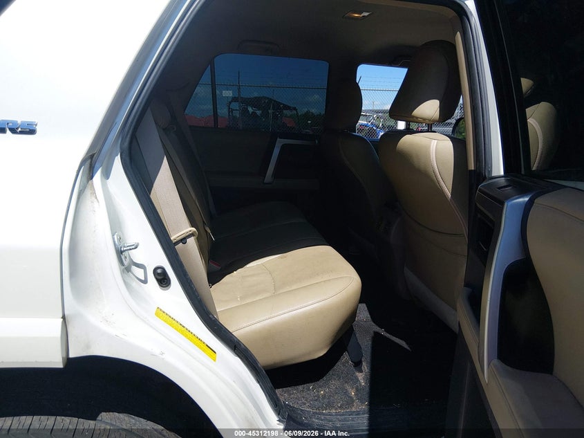 2012 Toyota 4runner VIN JTEZU5JR5C5038879 IAAI salvage auction — FRONT END, Salvage Title, sold $3,350 on 2026-07-12 (photo 8)