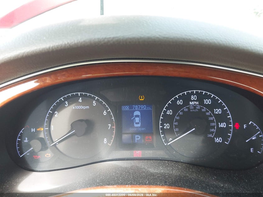 2013 Hyundai Genesis VIN KMHGC4DD4DU227602 IAAI salvage auction — FRONT END, Salvage Title, sold $1,000 on 2026-07-09 (photo 7)