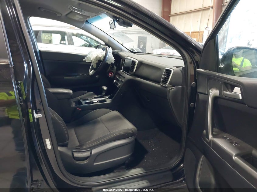 2020 Kia Sportage VIN KNDPMCAC0L7837713 IAAI salvage auction — FRONT END, Salvage Title, sold $1,750 on 2026-07-15 (photo 5)