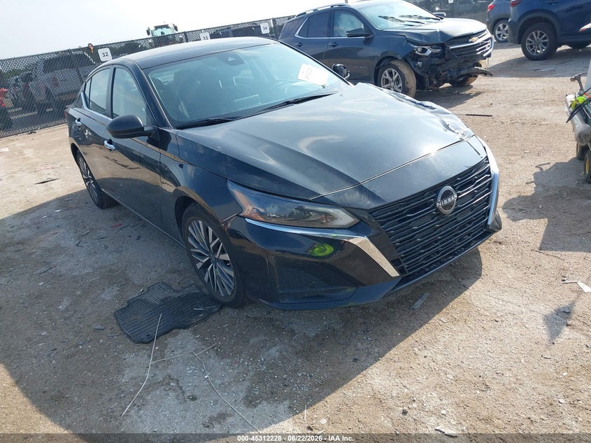 2024 Nissan Altima VIN 1N4BL4DV3RN307889 — IAAI salvage auction photo