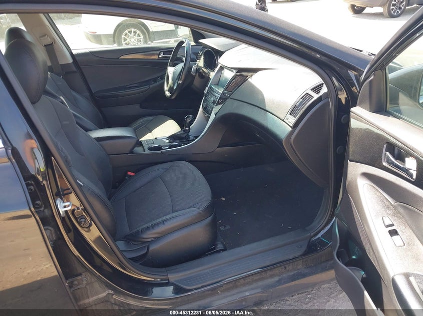 2014 Hyundai Sonata VIN 5NPEC4AC6EH901140 IAAI salvage auction — REAR END, Salvage Title, sold $25 on 2026-07-24 (photo 5)