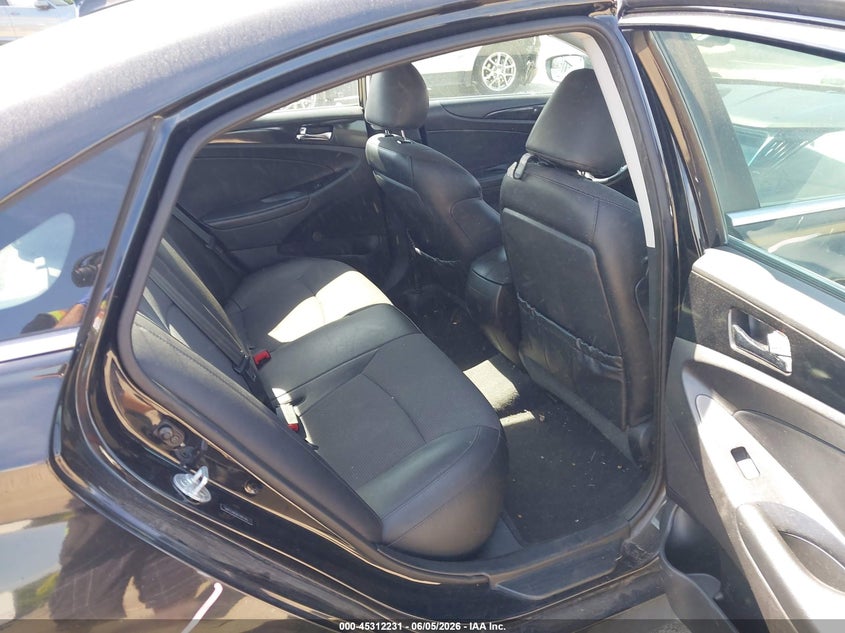 2014 Hyundai Sonata VIN 5NPEC4AC6EH901140 IAAI salvage auction — REAR END, Salvage Title, sold $25 on 2026-07-24 (photo 8)