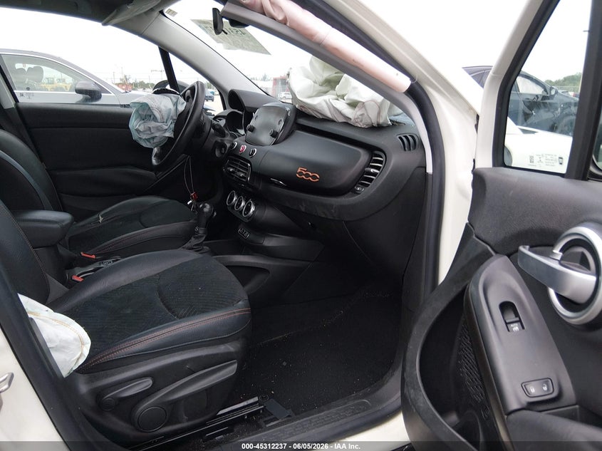 2018 Fiat 500x VIN ZFBCFXCB5JP655722 IAAI salvage auction — RIGHT FRONT, Salvage Title, sold $700 on 2026-07-09 (photo 5)