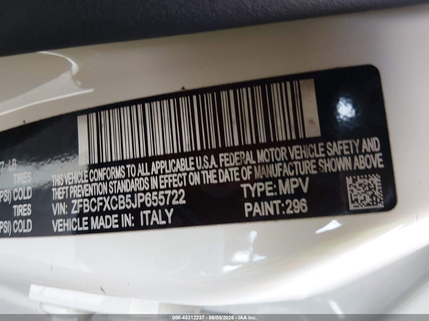 2018 Fiat 500x VIN ZFBCFXCB5JP655722 IAAI salvage auction — RIGHT FRONT, Salvage Title, sold $700 on 2026-07-09 (photo 9)