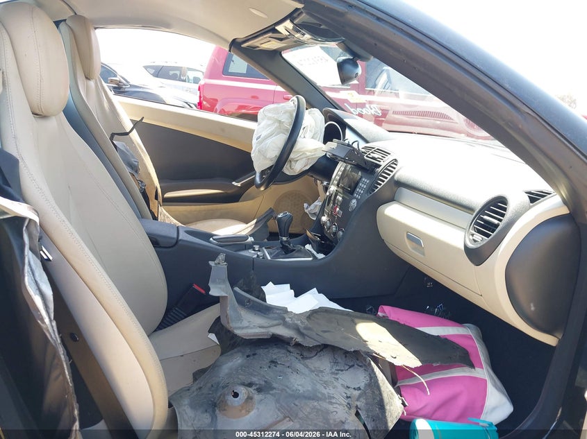2006 Mercedes-benz Slk-class VIN WDBWK56F96F117898 IAAI salvage auction — RIGHT FRONT, Salvage (California), sold $600 on 2026-08-17 (photo 5)