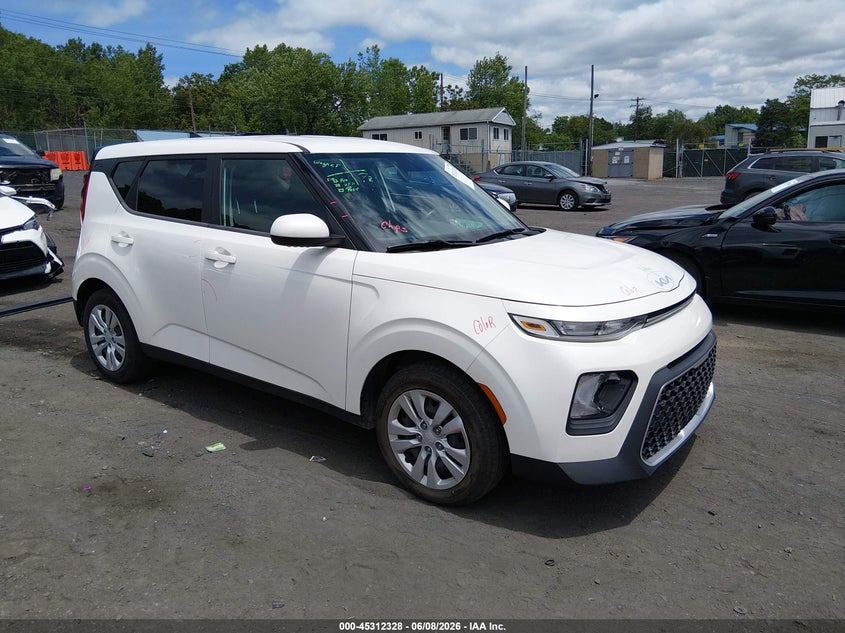2022 Kia Soul VIN KNDJ23AU3N7167839 IAAI salvage auction — SIDE, Salvage Title, sold $2,500 on 2026-07-09 (photo 1)