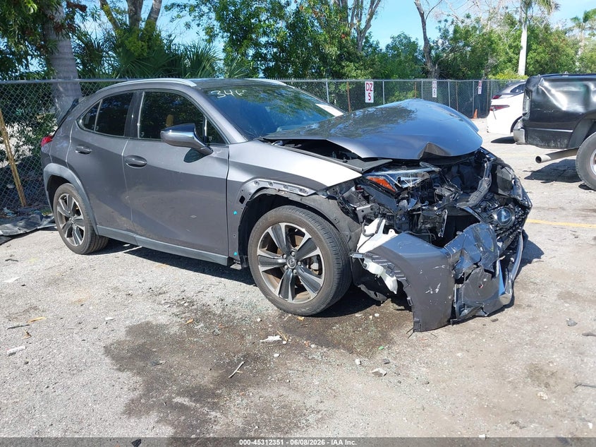 2021 Lexus Ux VIN JTHP3JBH4M2033462 IAAI salvage auction — FRONT END, Salvage Title, sold $2,700 on 2026-07-13 (photo 1)