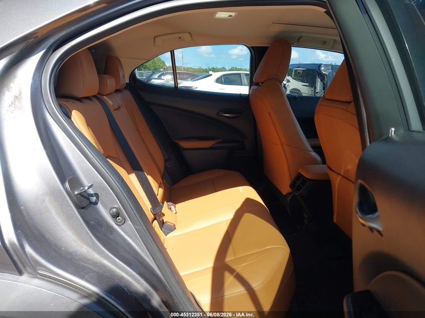 2021 Lexus Ux VIN JTHP3JBH4M2033462 IAAI salvage auction — FRONT END, Salvage Title, sold $2,700 on 2026-07-13 (photo 8)