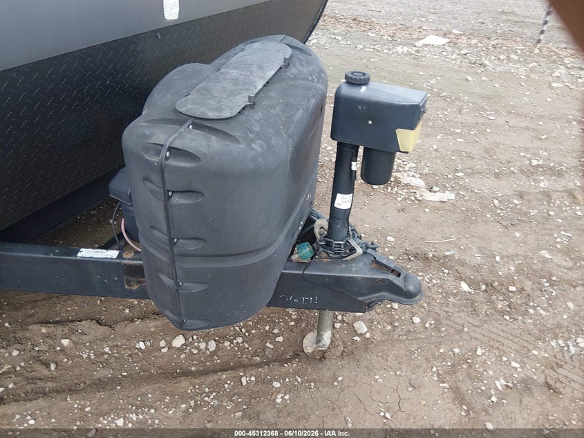 2018 Coachmen Catalina VIN 5ZT2CARB3JU029656 IAAI salvage auction — SIDE, Salvage (Tennessee), sold $3,850 on 2026-07-21 (photo 7)