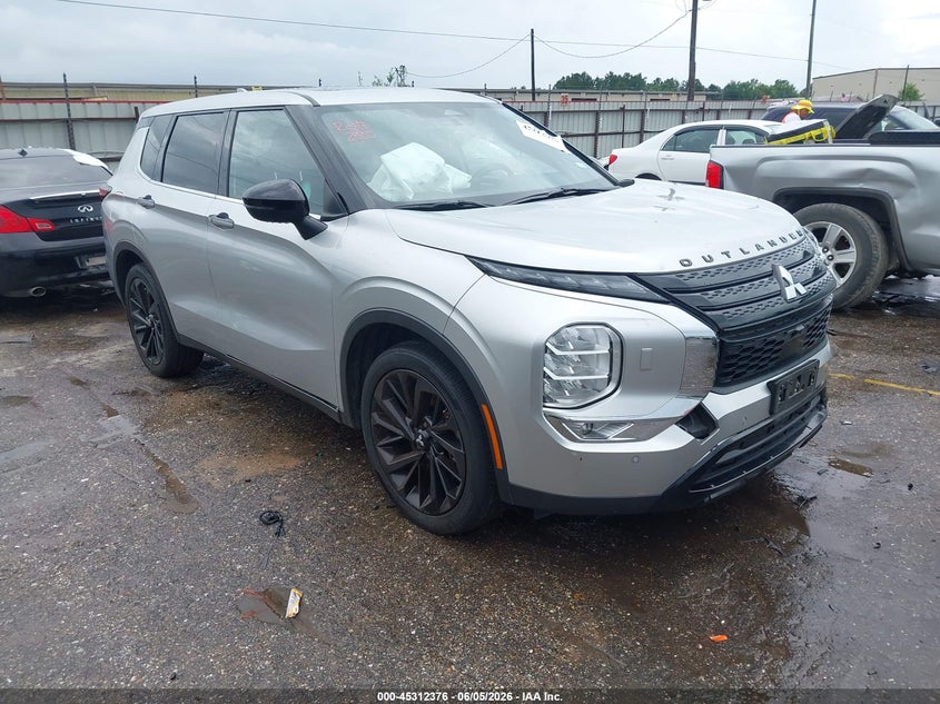 2022 Mitsubishi Outlander VIN JA4J4UA8XNZ070915 IAAI salvage auction — FRONT END, Salvage Title, sold $7,100 on 2026-07-22 (photo 1)