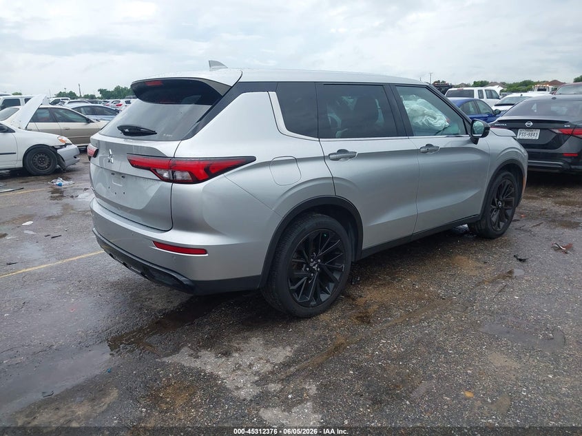 2022 Mitsubishi Outlander VIN JA4J4UA8XNZ070915 IAAI salvage auction — FRONT END, Salvage Title, sold $7,100 on 2026-07-22 (photo 4)