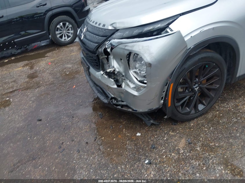 2022 Mitsubishi Outlander VIN JA4J4UA8XNZ070915 IAAI salvage auction — FRONT END, Salvage Title, sold $7,100 on 2026-07-22 (photo 6)