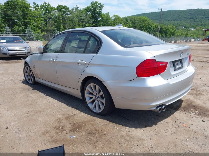 2011 BMW 3 series VIN WBAPK7G53BNN86909 IAAI salvage auction — NORMAL WEAR, Clear (New Jersey), sold $500 on 2026-07-09 (photo 3)