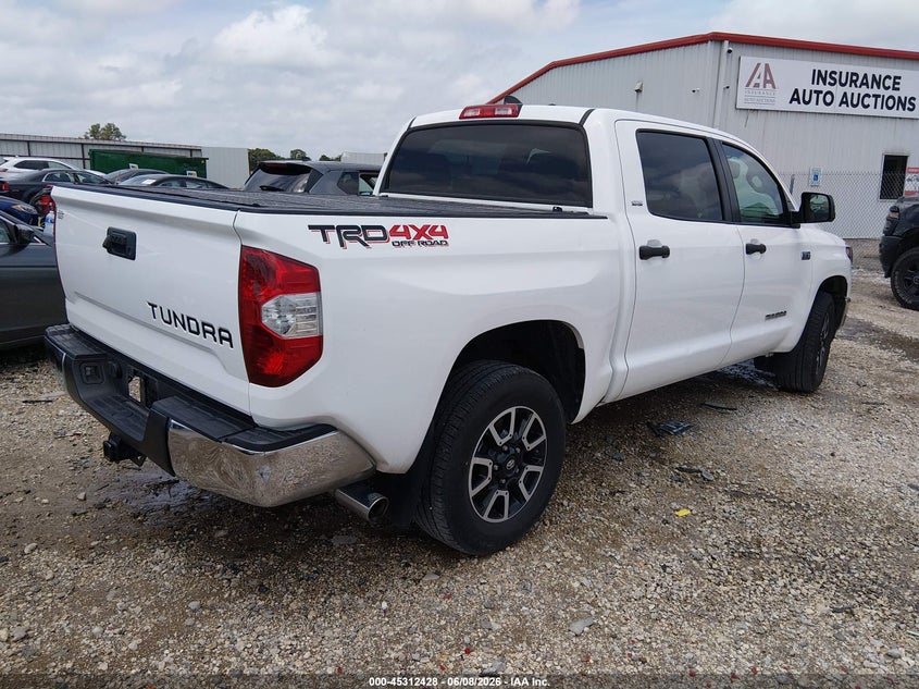 2020 Toyota Tundra VIN 5TFDY5F1XLX948537 IAAI salvage auction — HAIL, Salvage Title, sold $5,100 on 2026-07-30 (photo 4)