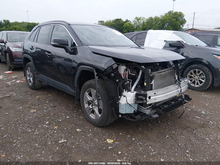 2025 Toyota Rav 4 VIN 2T3P1RFV9SC504243 IAAI salvage auction — FRONT END, Salvage Title, sold $15,500 on 2026-07-09 (photo 1)
