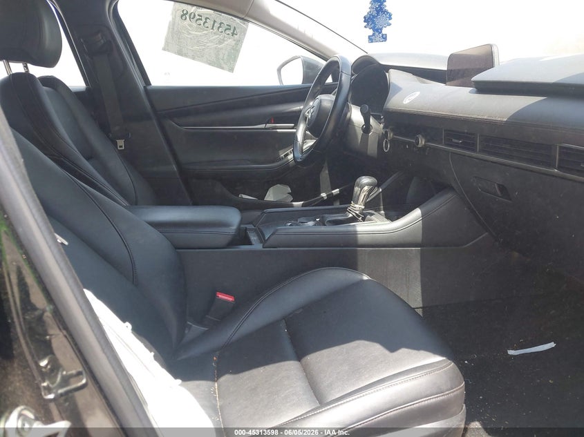 2021 Mazda 3 VIN JM1BPABL6M1317329 IAAI salvage auction — FRONT & REAR, Salvage Title, sold $1,350 on 2026-07-11 (photo 5)