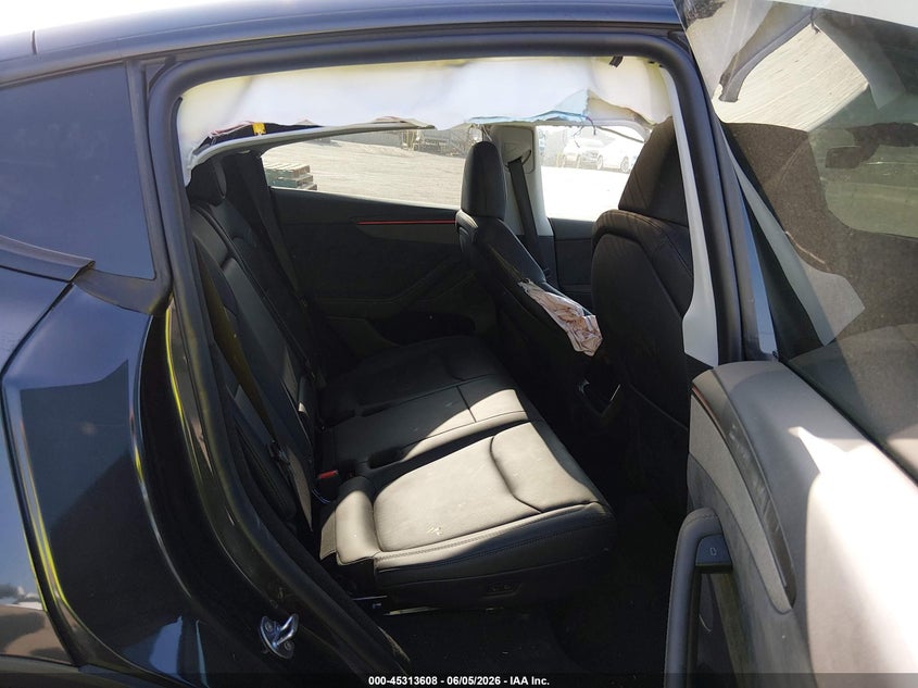 2026 Tesla Model y VIN 7SAYGDEDXTF541597 IAAI salvage auction — LEFT FRONT, Salvage Title, sold $25 on 2026-07-29 (photo 8)