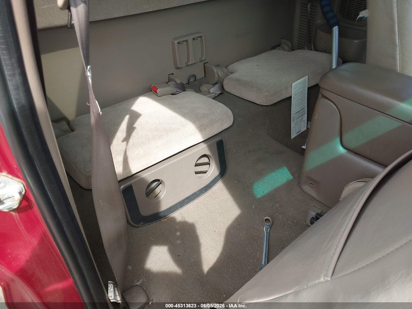 2001 Toyota Tacoma VIN 5TEWN72NX1Z817457 IAAI salvage auction — NORMAL WEAR, Bill Of Sale (Connecticut), sold $775 on 2026-07-09 (photo 8)