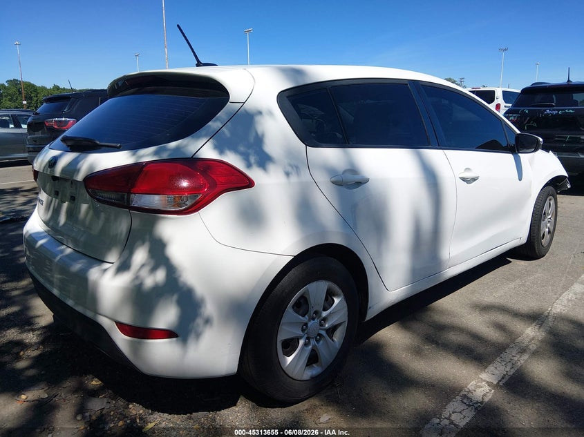 2017 Kia Forte VIN KNAFK5A86H5725541 IAAI salvage auction — FRONT END, Salvage Title, sold $725 on 2026-07-20 (photo 4)