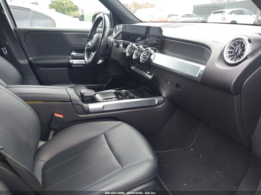 2022 Mercedes-benz Eqb VIN W1N9M1DB1NN007944 IAAI salvage auction — NORMAL WEAR, Salvage (Florida), sold $10,275 on 2026-07-08 (photo 5)